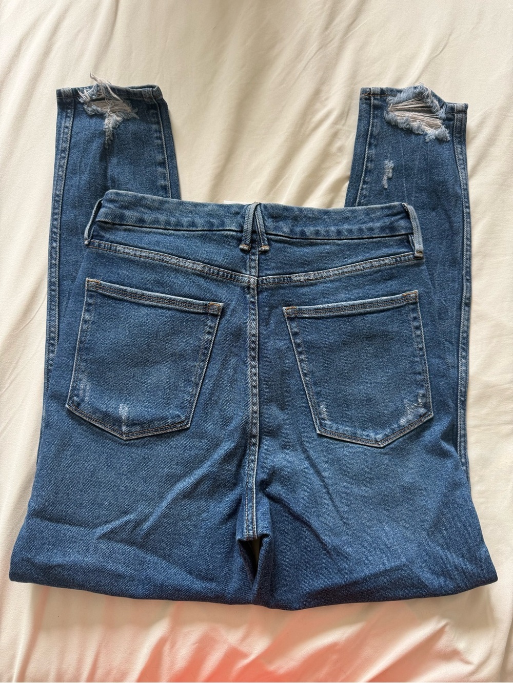 Good American High-Rise Indigo Straight Jeans - Picture 3 of 4